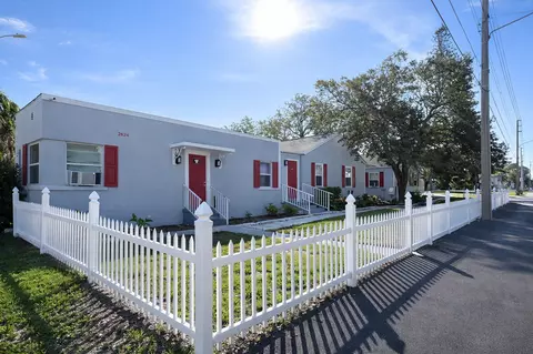 2624 4th St S, Saint Petersburg, FL 33705