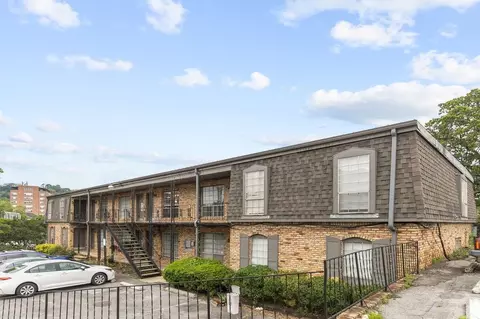 2964 Rhodes Cir S, Birmingham, AL 35205