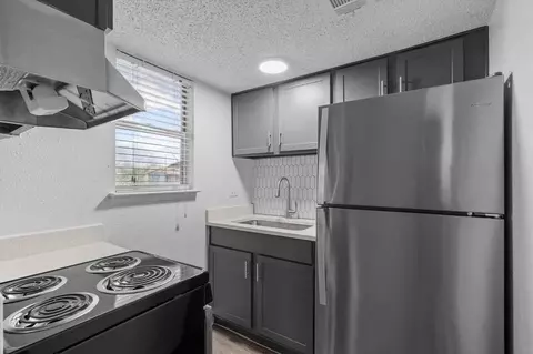 2604 Manor Rd, Austin, TX 78722 photo 6