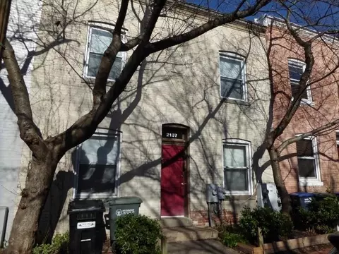 2137 Newport Pl NW, Washington, DC 20037