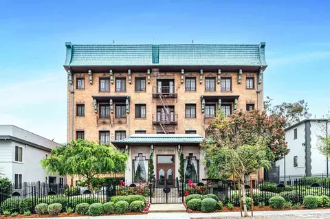 1775 N Orange Dr, Los Angeles, CA 90028