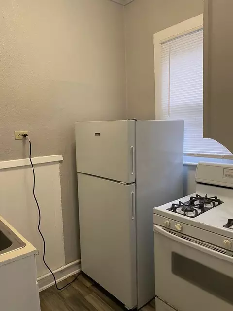 527 Cedar St, San Antonio, TX 78210 photo 3