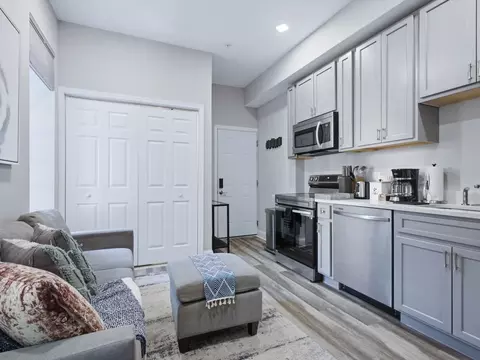 1425 P St NW, Washington, DC 20005 photo 8