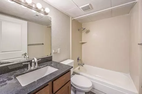 330 S 7th St, Las Vegas, NV 89101 photo 33
