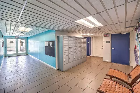 330 S 7th St, Las Vegas, NV 89101 photo 8
