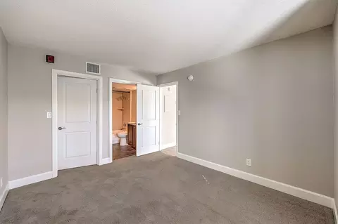 330 S 7th St, Las Vegas, NV 89101 photo 20