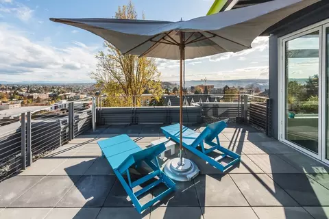 1023 E Alder St, Seattle, WA 98122 photo 13