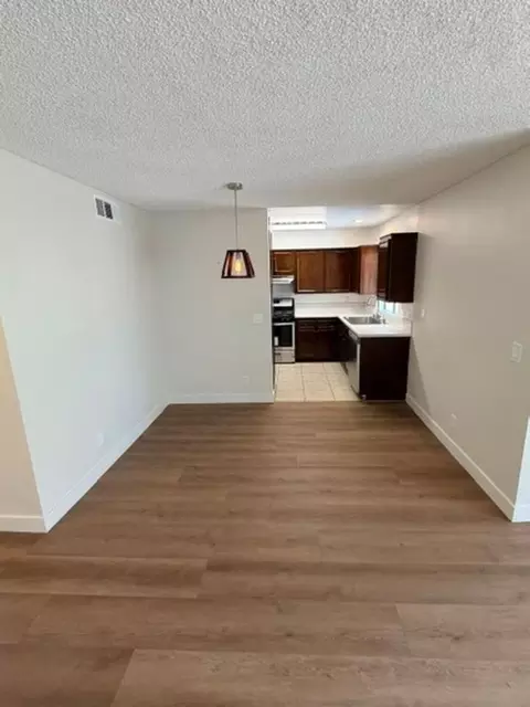 1139 Alameda Ave, Glendale, CA 91201 photo 4