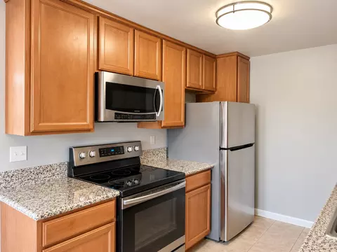 730 San Juan Dr, Sunnyvale, CA 94085