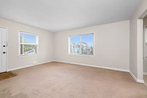 1809 5th Ave N, Seattle, WA 98109