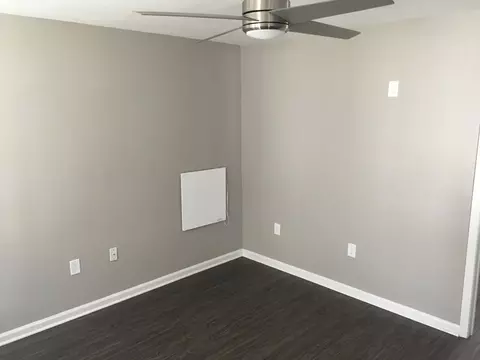 5441 E 2nd St, Long Beach, CA 90803