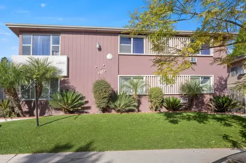 3907 Roxanne Ave, Los Angeles, CA 90008