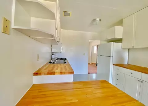 100 W Via Olivera, Palm Springs, CA 92262