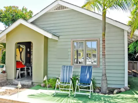 513 3rd St, Encinitas, CA 92024
