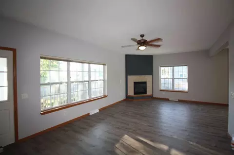 4201 Owl Creek Dr, Madison, WI 53718