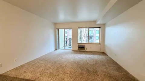 3230 Eastlake Ave E, Seattle, WA 98102