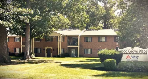 200 Jamestown Cir, Dayton, OH 45458