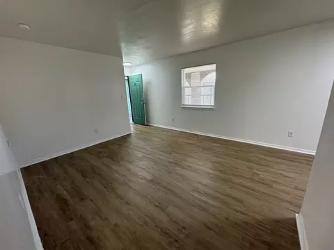 5825 NW 34th St, Oklahoma City, OK 73122