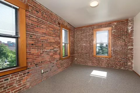 2305 1st Ave, Seattle, WA 98121 photo 6