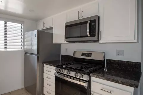 12352 Burbank Blvd, Los Angeles, CA 91607 photo 3