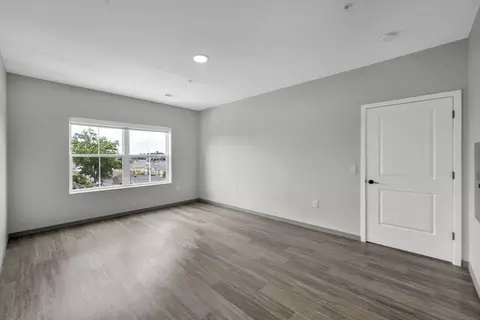 303 E 6th Ave, Columbus, OH 43201 photo 52