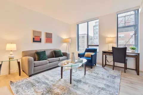 60 Kilmarnock St, Boston, MA 02215