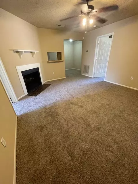 843 Hammond Manor Dr, Baton Rouge, LA 70816