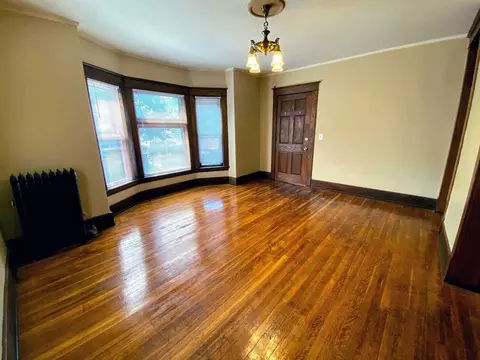 447 Wealthy St SE, Grand Rapids, MI 49503