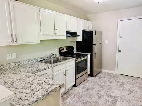6128 Spice Ridge Ln, Raleigh, NC 27606