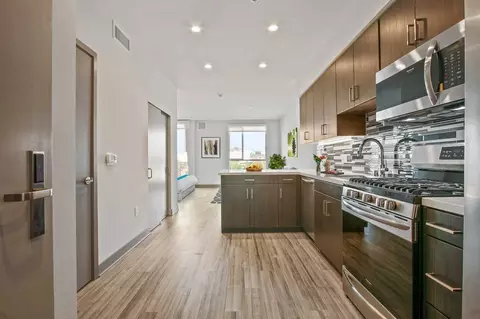 11916 W Pico Blvd, Los Angeles, CA 90064 photo 4