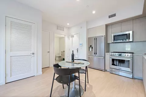 5843 W 88th St, Los Angeles, CA 90045