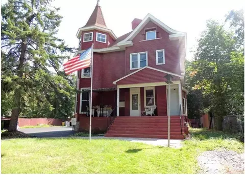 272 Prescott St, Saint Paul, MN 55107