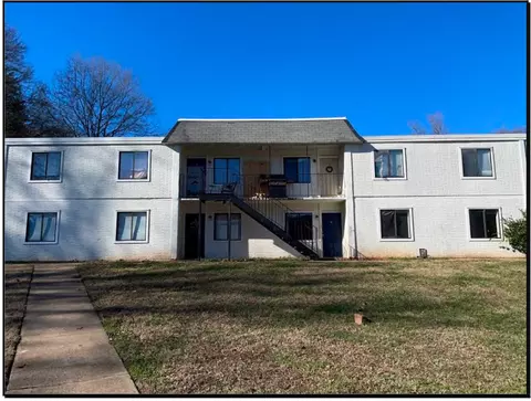 903 Lynn St, Charlotte, NC 28208
