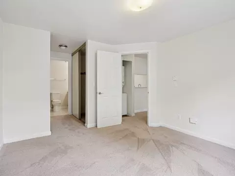 15606 NE 40th St #BLDG Z, Redmond, WA 98052 photo 13