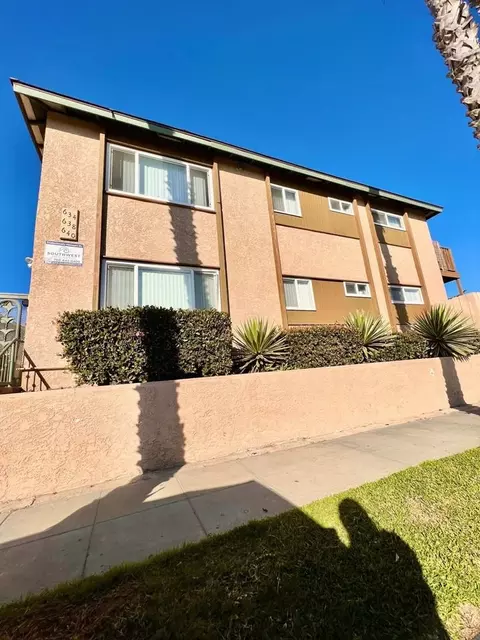 634 Seacoast Dr, Imperial Beach, CA 91932