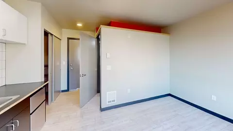 1523 E Madison St, Seattle, WA 98122 photo 2