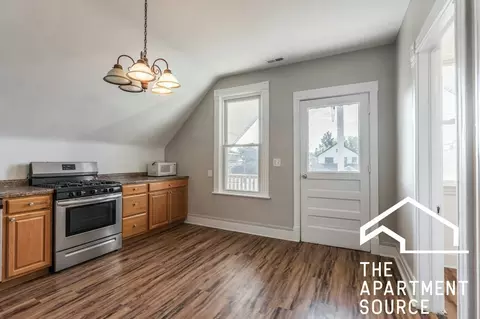 2834 W Dickens Ave, Chicago, IL 60647