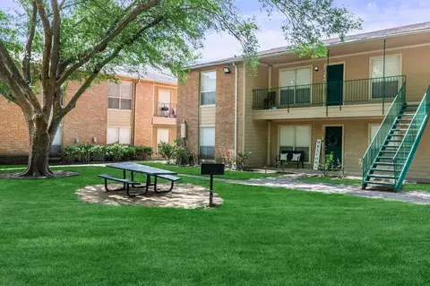 1700 Bob Smith Rd, Baytown, TX 77521 photo 4