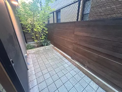 1103 Summit Ave, Seattle, WA 98101 photo 3
