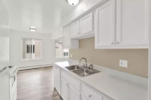 7080 Niagara St, Romulus, MI 48174 photo 15