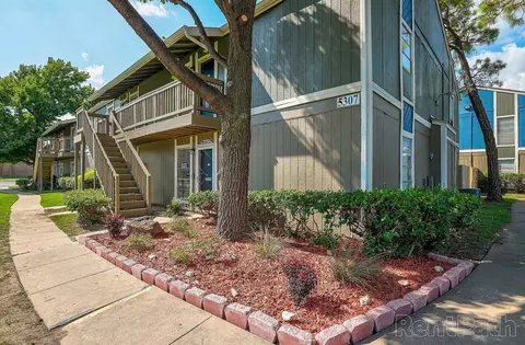 5307 E 47th Pl, Tulsa, OK 74135