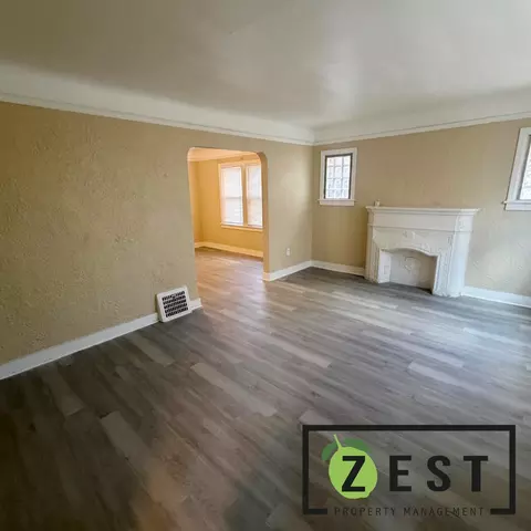 15765 Washburn St, Detroit, MI 48238