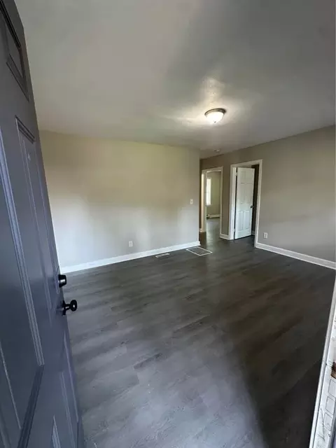 1339 Fairmont St, Charlotte, NC 28216