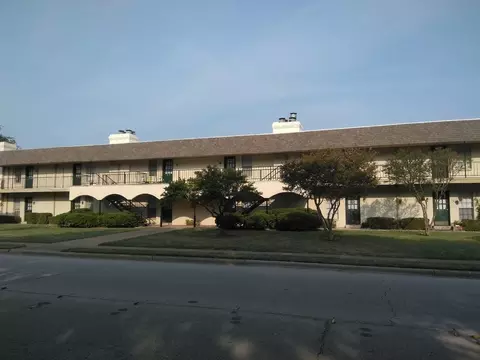 800 W Spring Valley Rd, Richardson, TX 75080