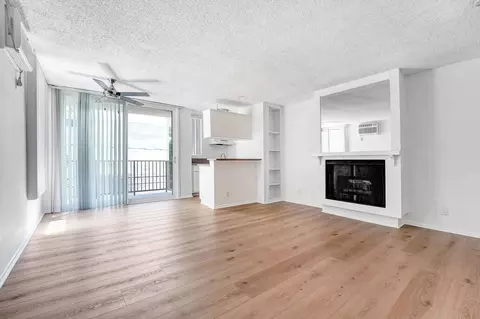727 Westbourne Dr, West Hollywood, CA 90069