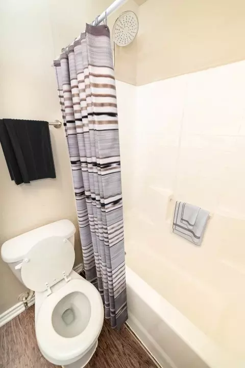 6751 Westcreek Dr, Fort Worth, TX 76133 photo 9