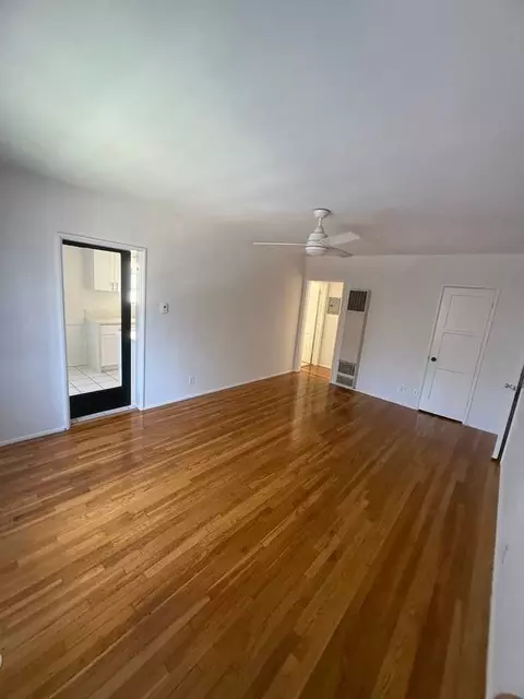 328 N Louise St, Glendale, CA 91206