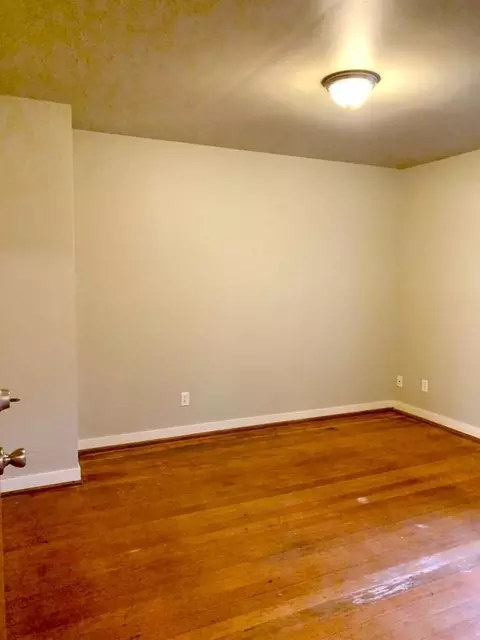 5617 5619 15th Ave NE, Seattle, WA 98105 photo 18