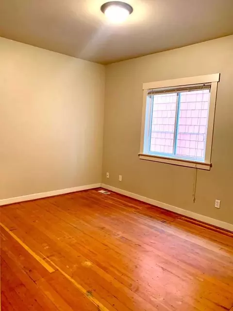 5617 5619 15th Ave NE, Seattle, WA 98105 photo 41