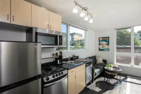 5216 Brooklyn Ave NE, Seattle, WA 98105